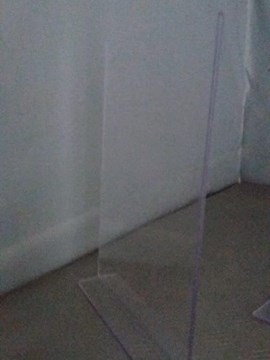 Display A4 de mesa Policristal modelo T VERTICAL